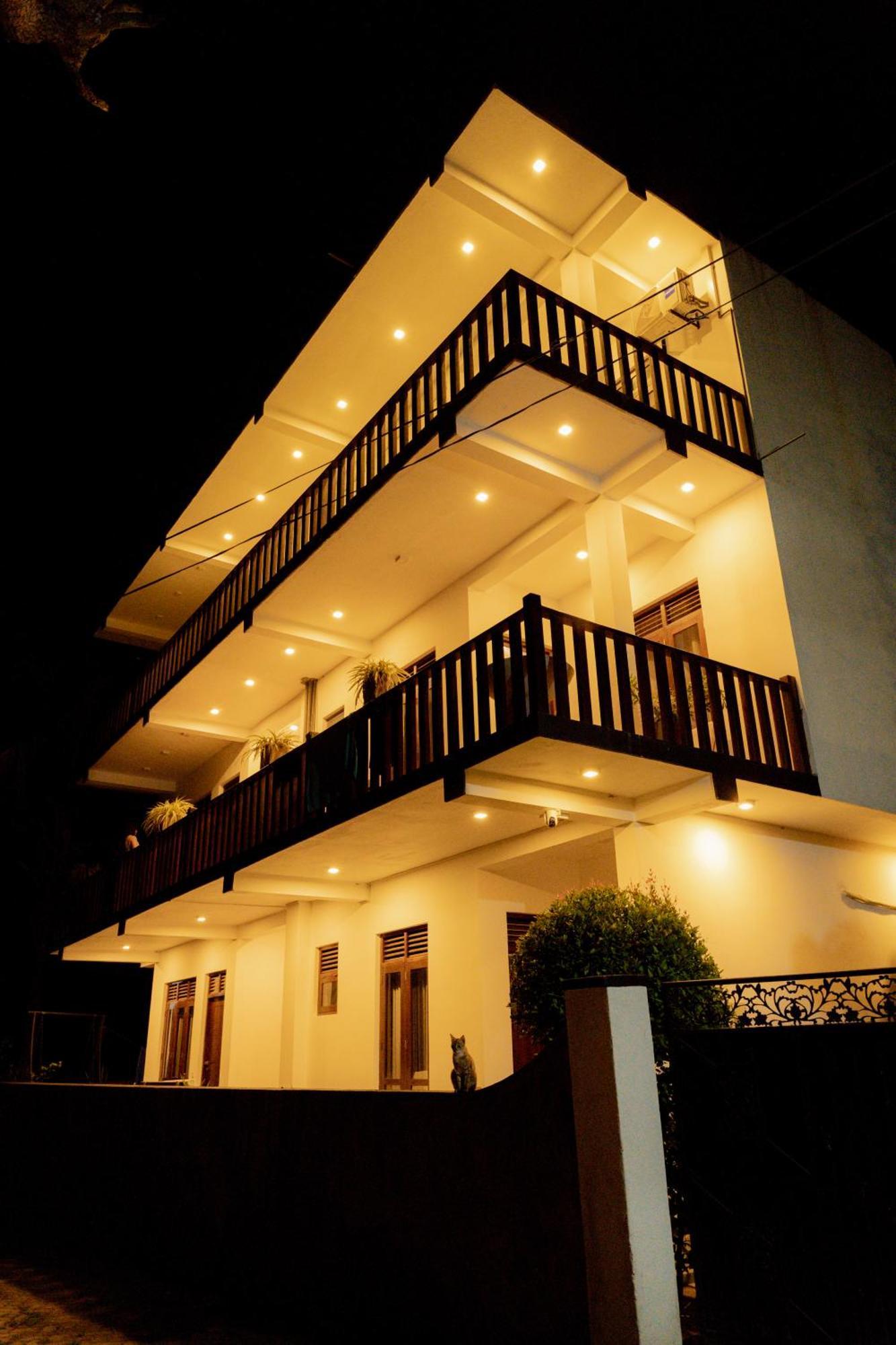 Sea Bay Inn Tangalle Exterior photo