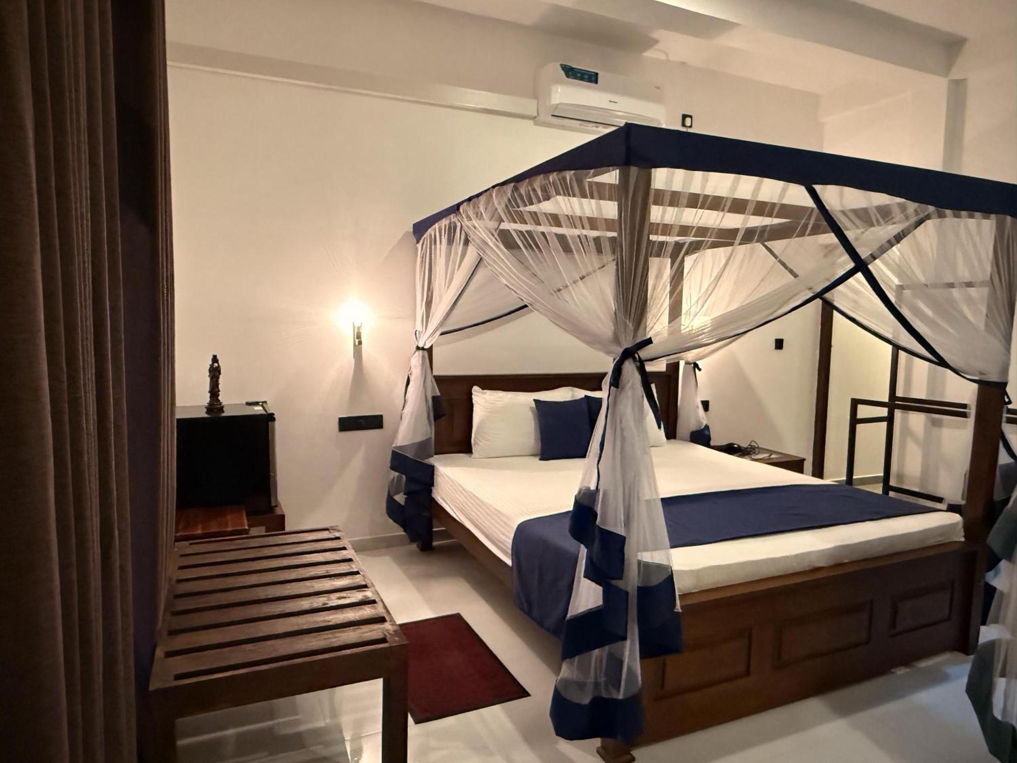 Sea Bay Inn Tangalle Exterior photo